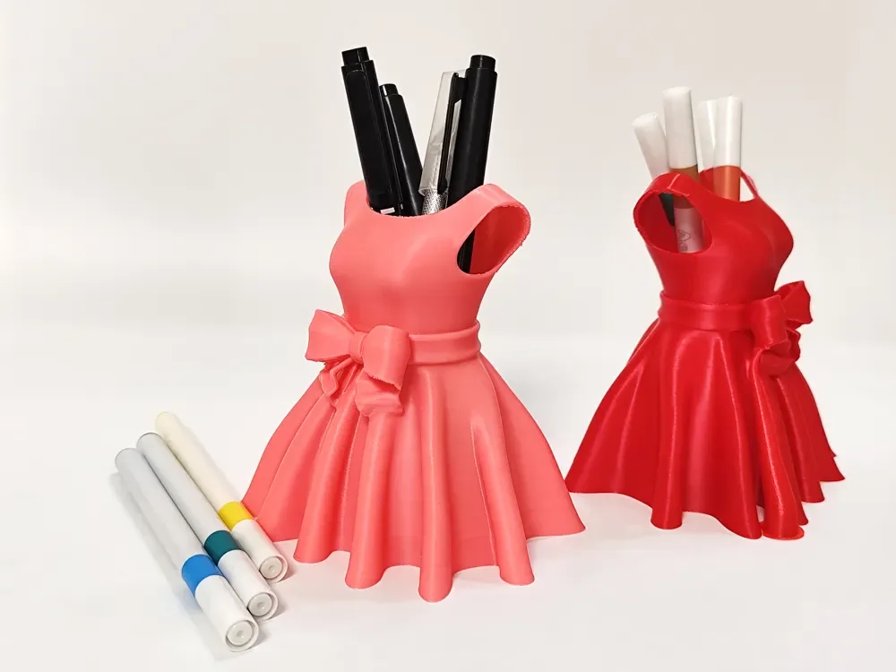 Dress Pen Holder Girl's Style (Small)